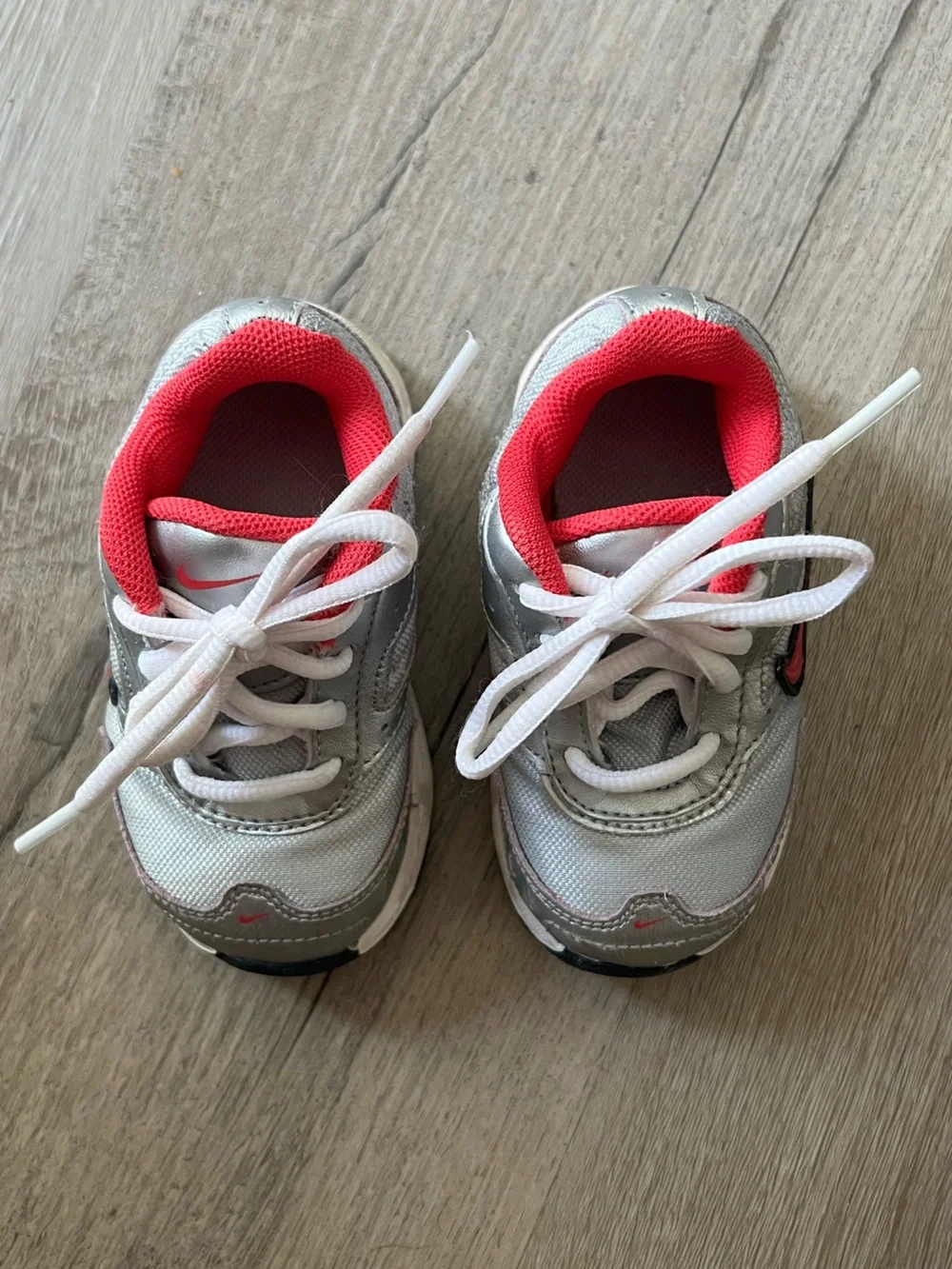 Nike Toddler Silver and Pink Retro Sneakers size 5